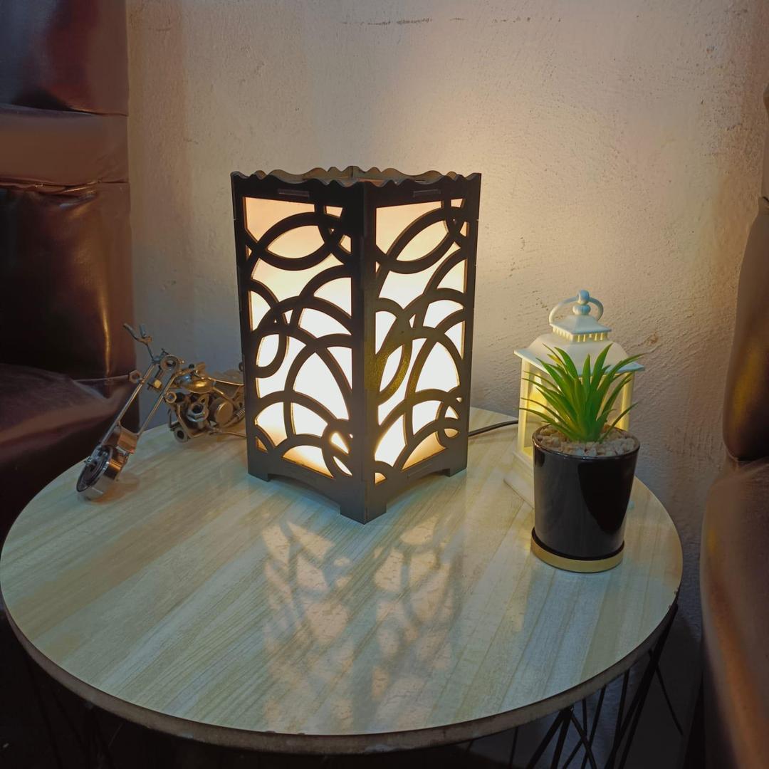 Modern Interlocking Circles Wooden Table Lamp | 3D Laser-Cut Abstract Nightlight