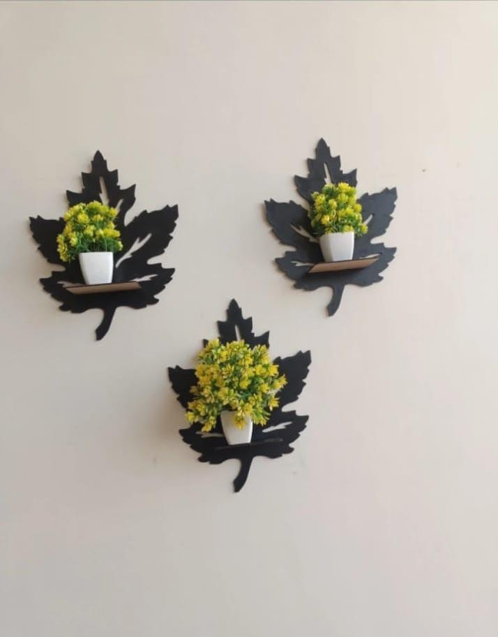 Luxury Chinar Leaf Floating Shelf Set – 4-Piece Geometric Botanical Wall DecorBuy 4-Piece 3D Maple Leaf Wall Mounted Floating Shelves Online
