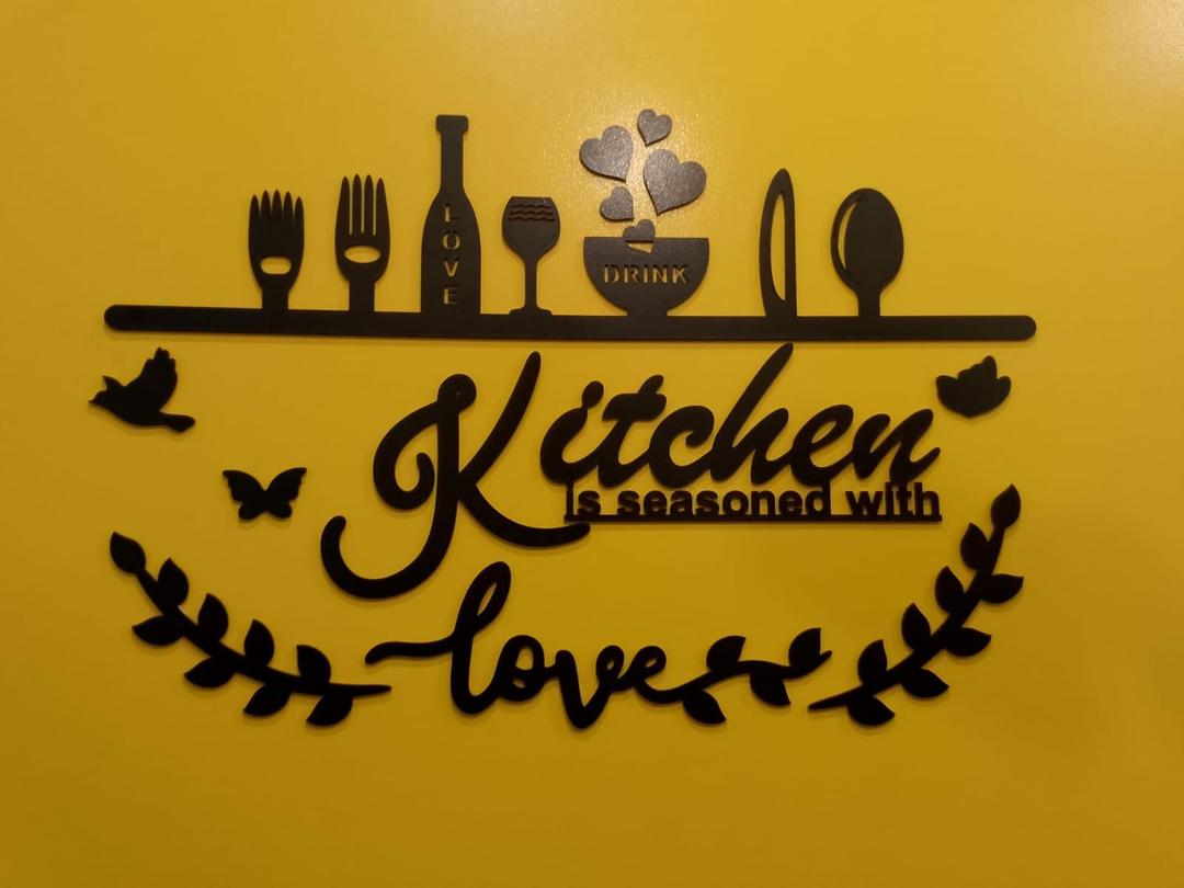 Creative Wooden Kitchen Sign Collage with Leaf & Bird Accents – Elite Cooking Area Wall Framing